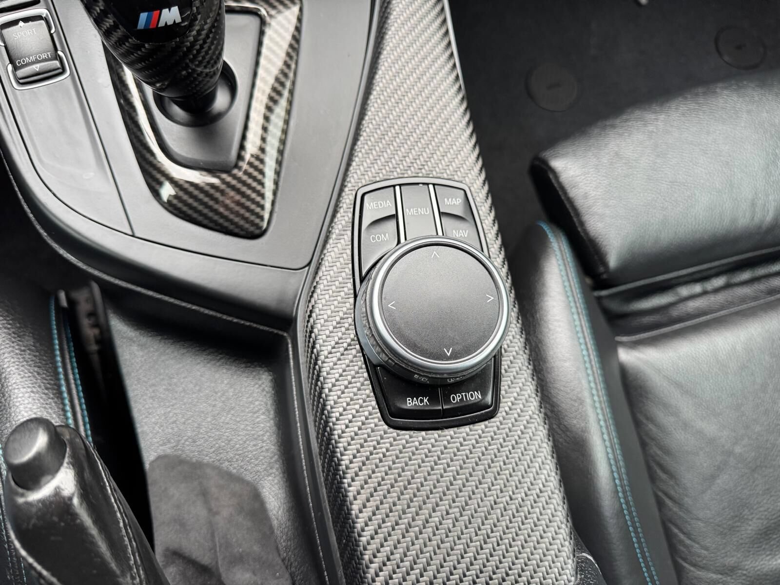 Used 2017 BMW M2 RWD image 9