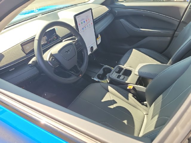 New 2026 Ford Mustang Mach-E Select RWD image 3