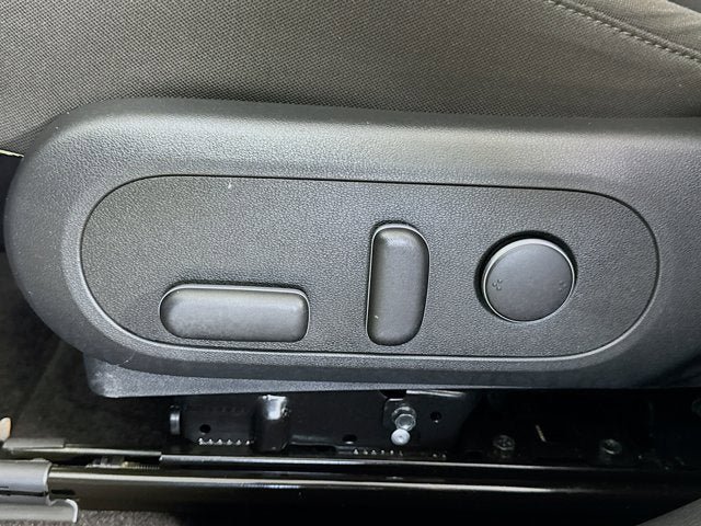 Used 2024 Hyundai Kona SEL AWD/4WD image 18