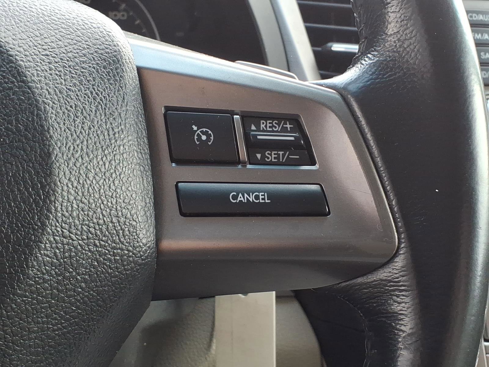 Used 2014 Subaru Outback 2.5i Premium AWD/4WD image 19