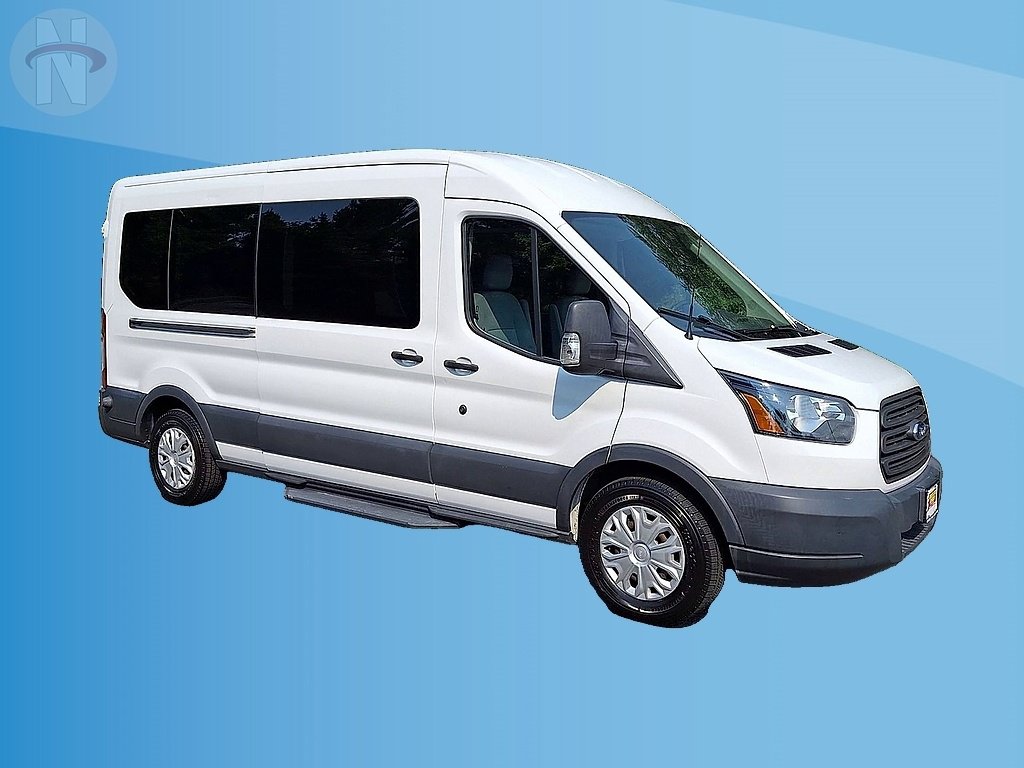 Used 2017 Ford Transit 350 XL RWD image 2