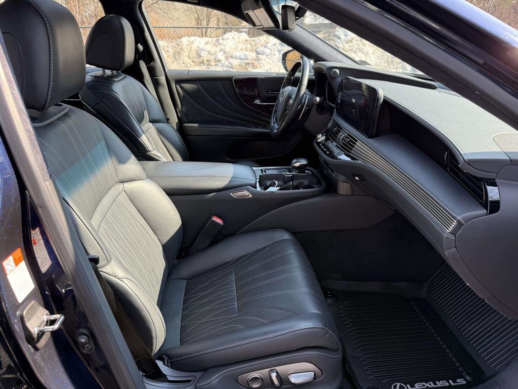 Used 2022 Lexus LS 500 AWD w/ Interior Upgrade Package image 14