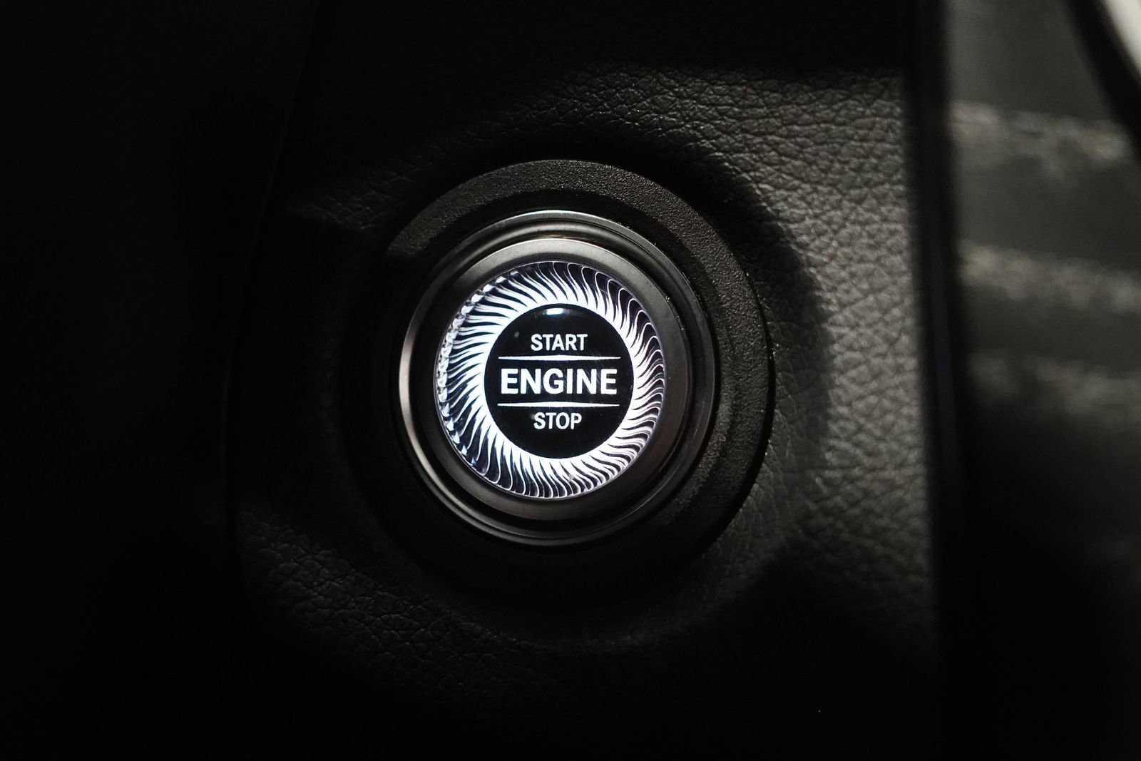 Certified 2021 Mercedes-Benz GLC 300 4MATIC image 21