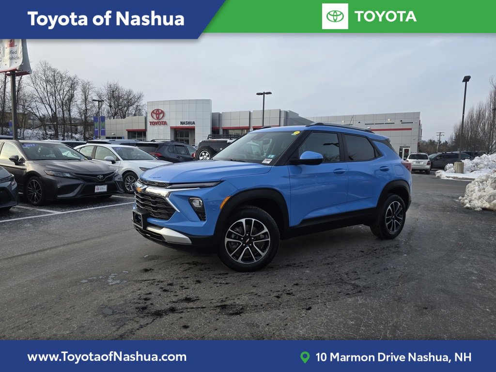 Used 2024 Chevrolet TrailBlazer LT w/ Driver Confidence Package image 1