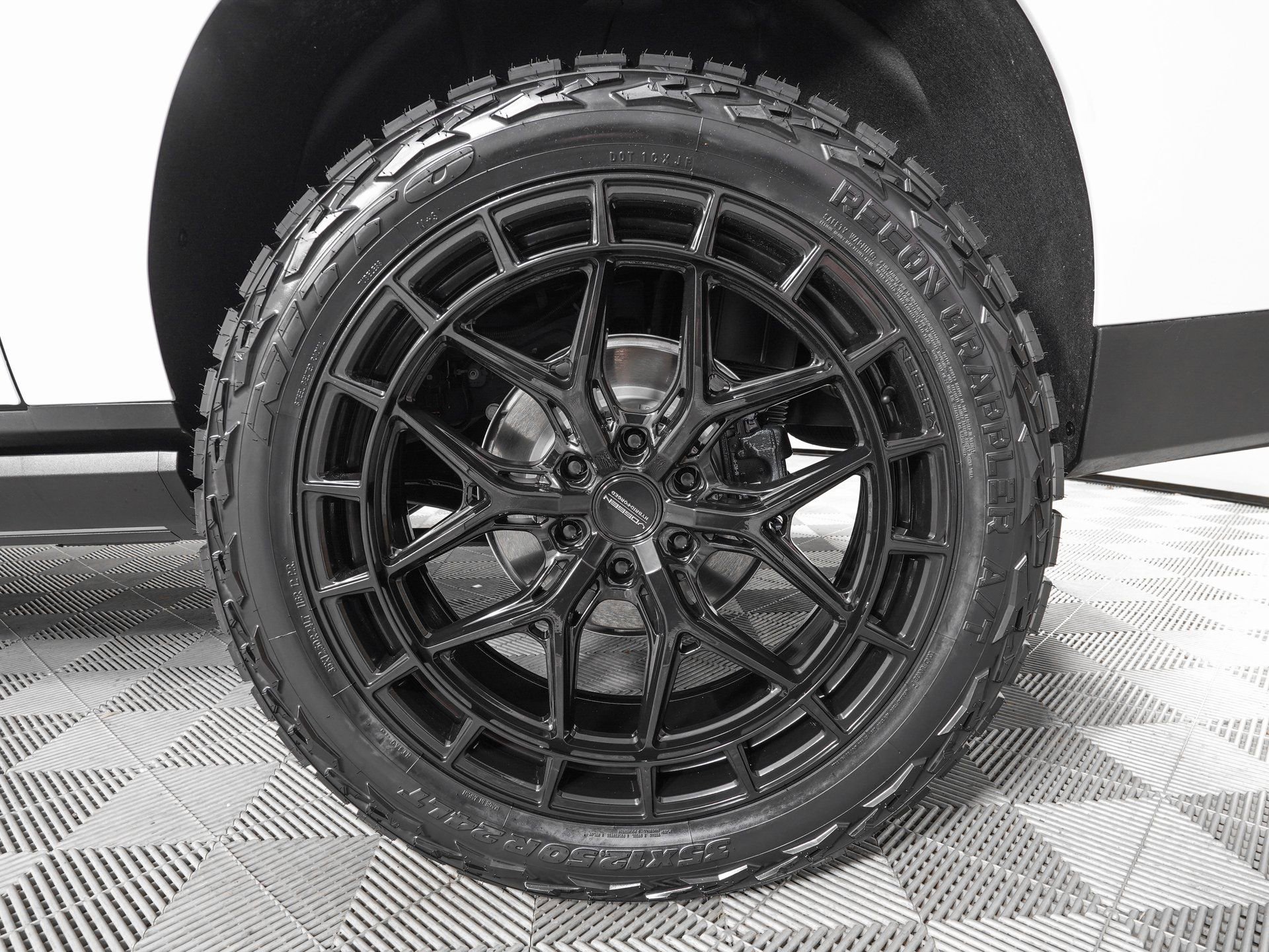 Used 2026 GMC Yukon XL Denali Ultimate image 37