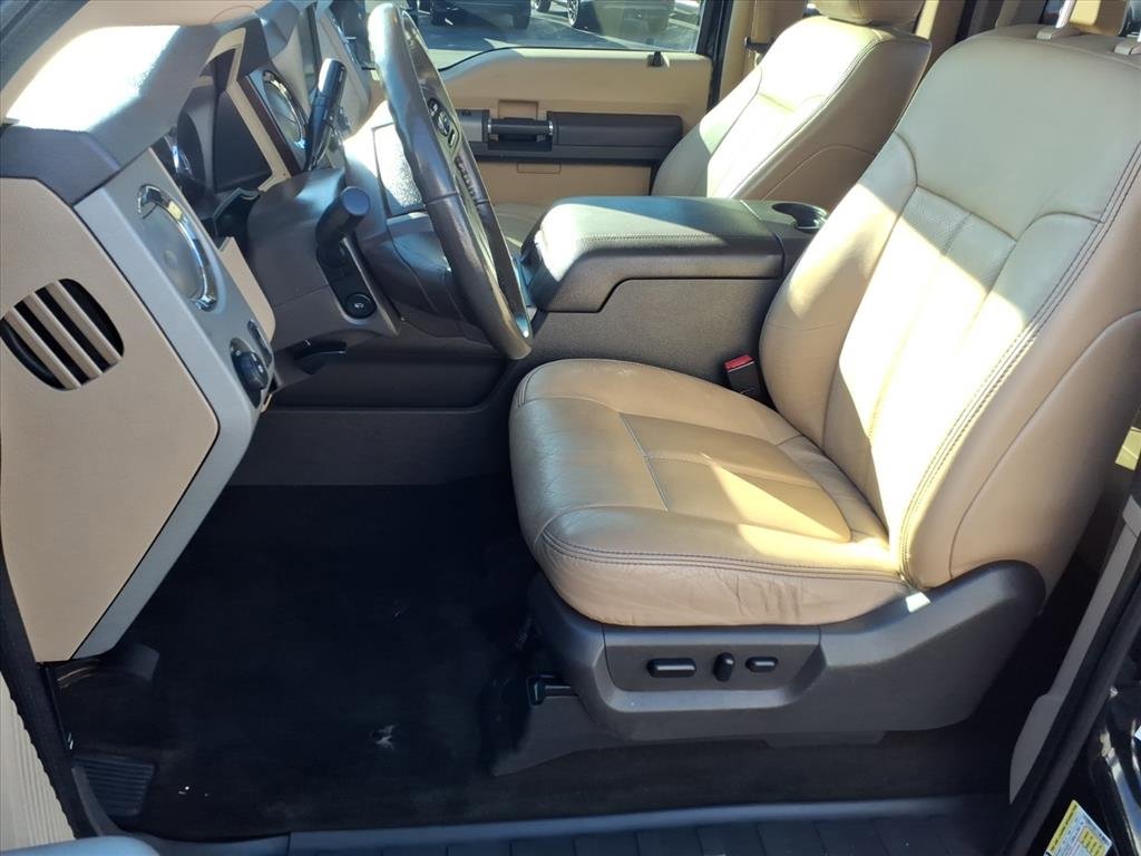 Used 2014 Ford F250 Lariat w/ Chrome Package image 5