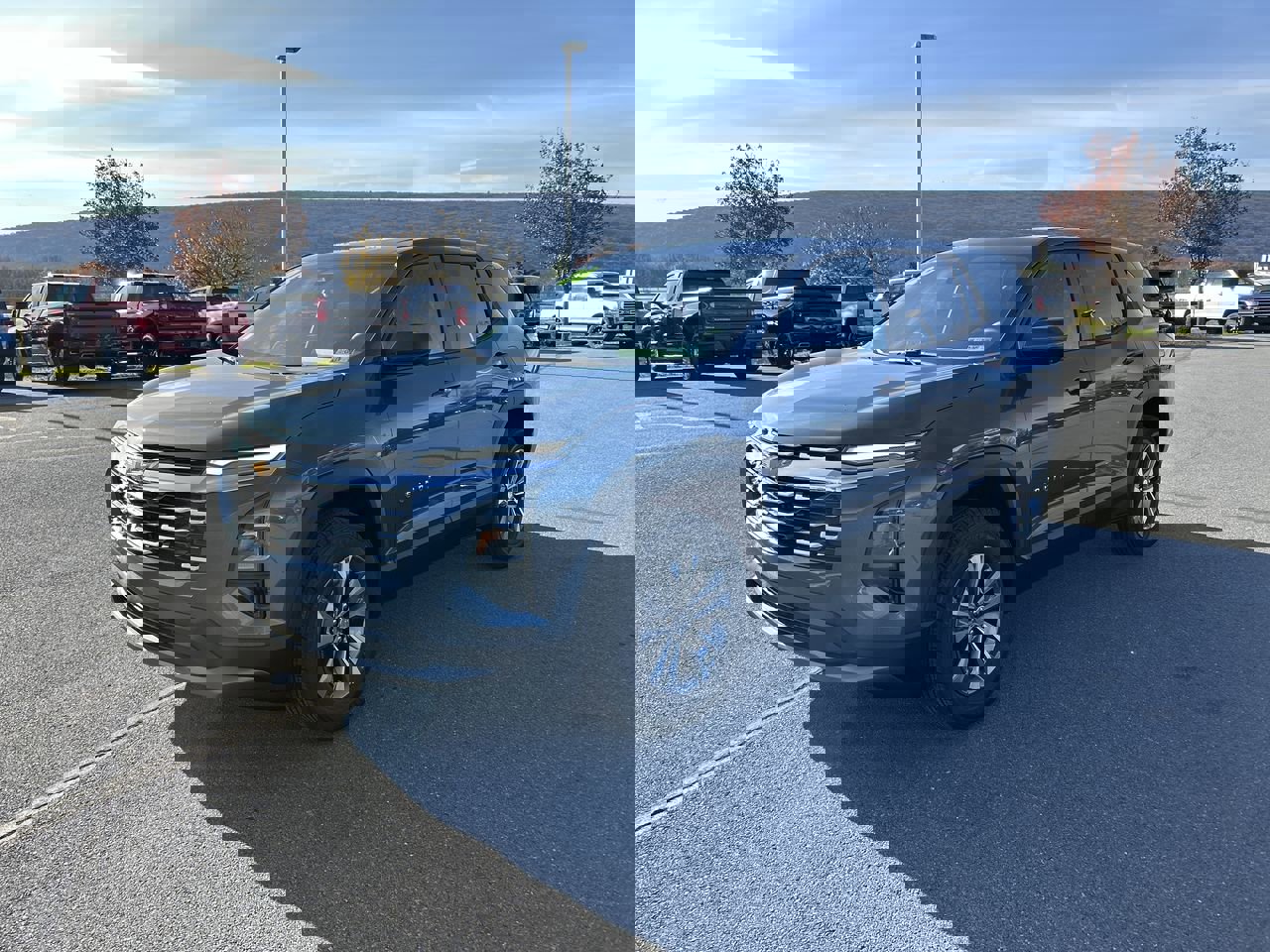 New 2026 Chevrolet Equinox LT image 3