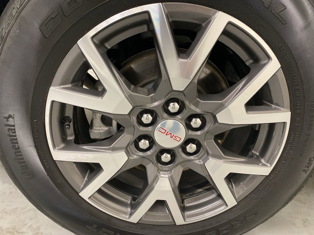 Certified 2023 GMC Acadia SLE w/ Driver Convenience Package image 25