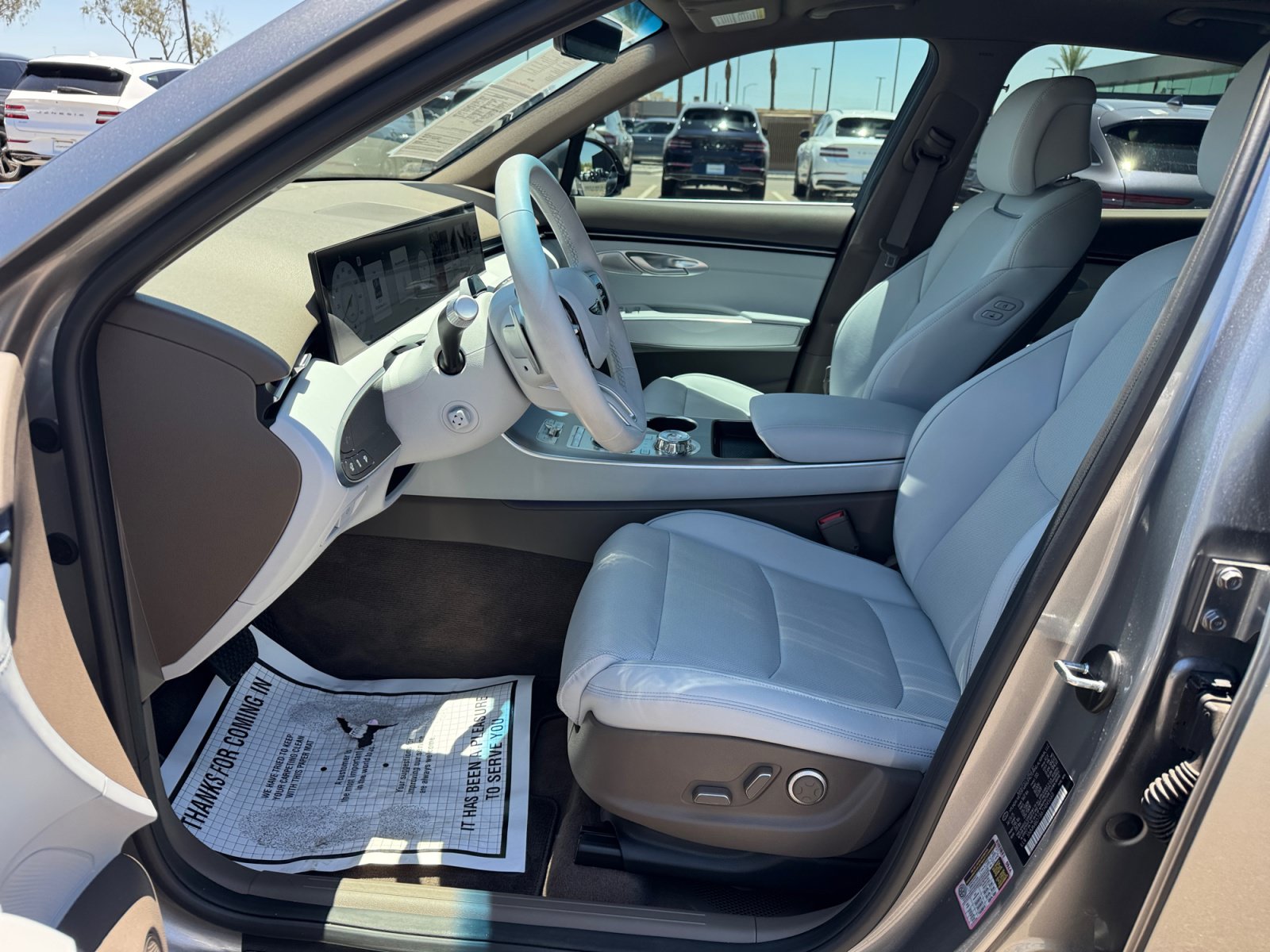 Used 2026 Genesis GV70 2.5T Advanced AWD/4WD image 14