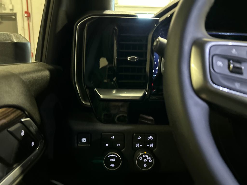 Used 2026 Chevrolet Silverado 2500 LT w/ All Star Edition image 19