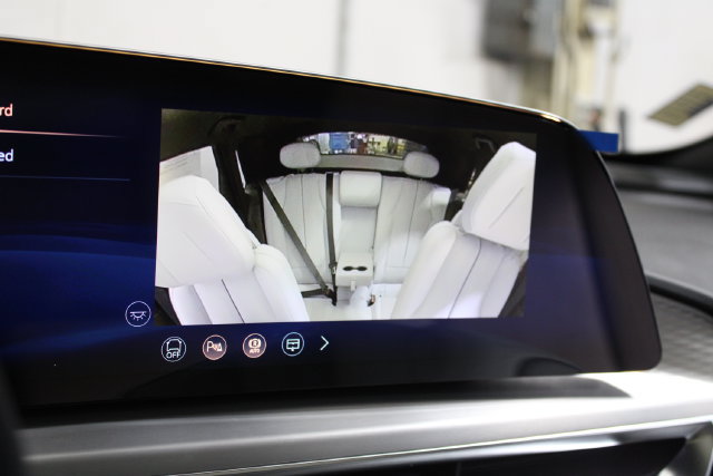 New 2027 Cadillac Lyriq Luxury AWD/4WD image 16