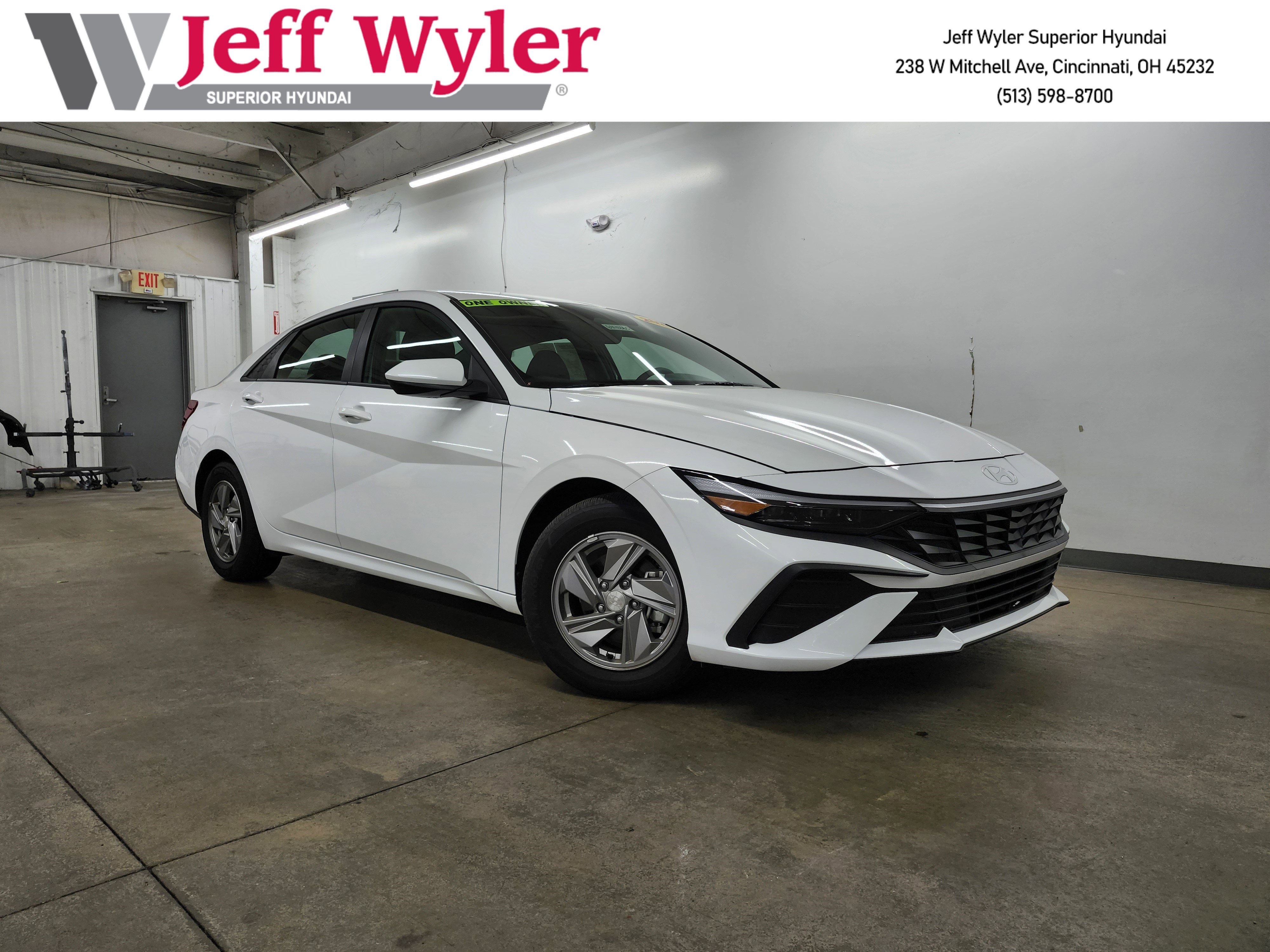 Certified 2025 Hyundai Elantra SE