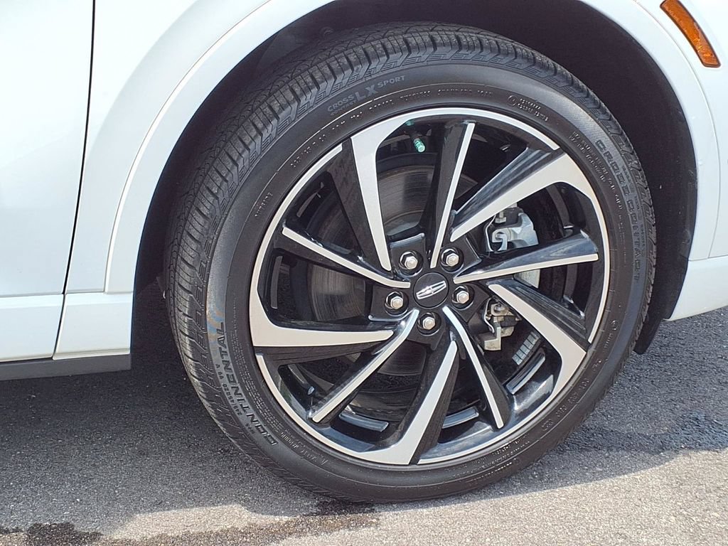 Used 2024 Lincoln Corsair Grand Touring w/ Equipment Group 302A AWD/4WD image 11