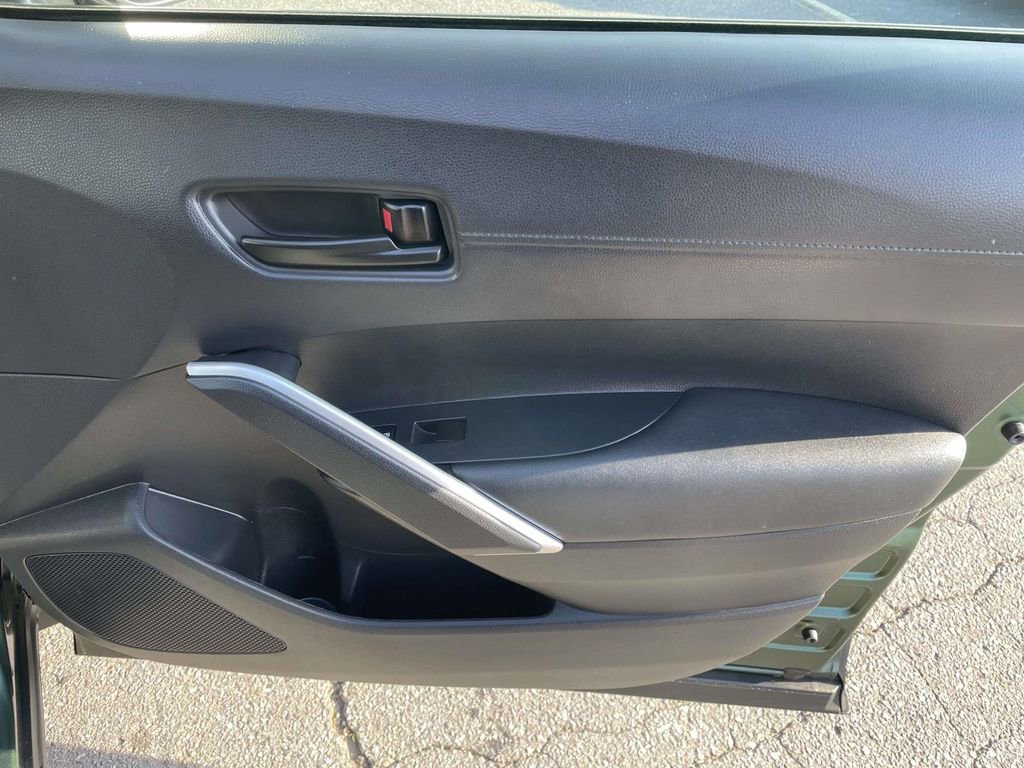 Used 2023 Toyota Corolla Cross LE w/ Moonroof Package image 46