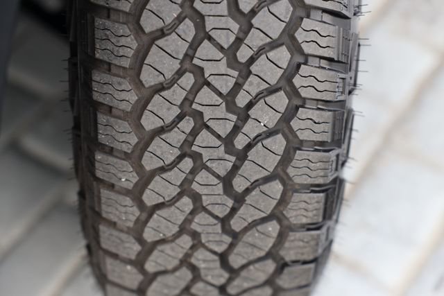 Used 2025 Chevrolet Equinox ACTIV w/ Convenience Package III image 39