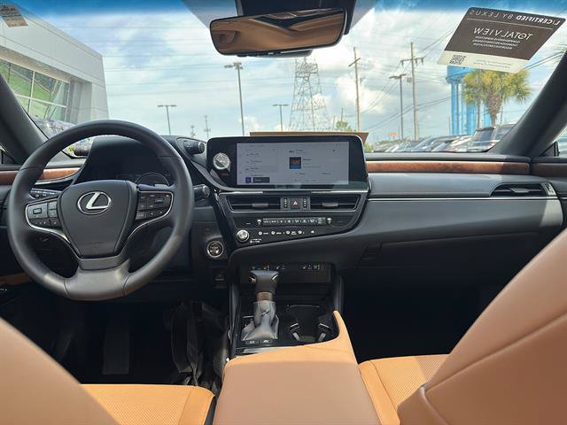 Certified 2025 Lexus ES 300h w/ Premium Package FWD image 14