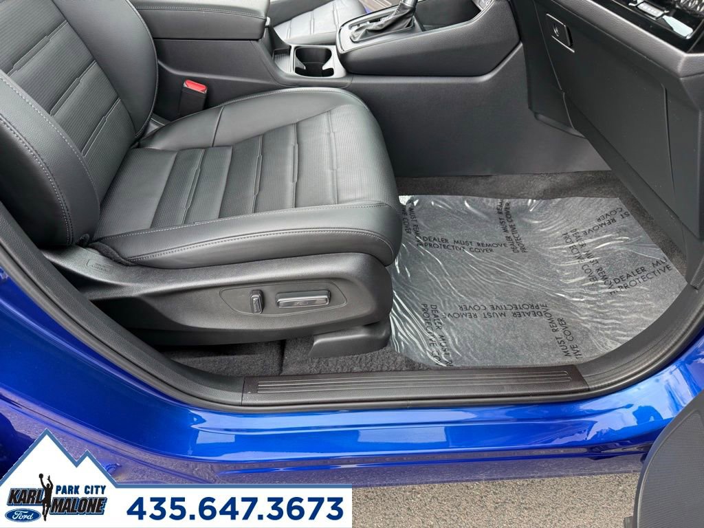 Used 2025 Honda CR-V EX-L image 40