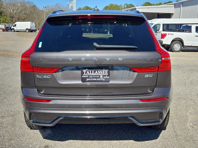 Used 2023 Volvo XC60 B5 Plus image 7