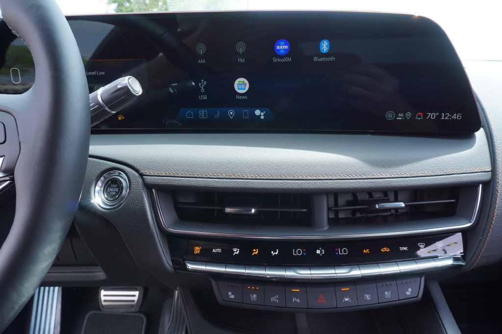 New 2026 Cadillac CT5 Sport w/ Technology Package RWD image 19