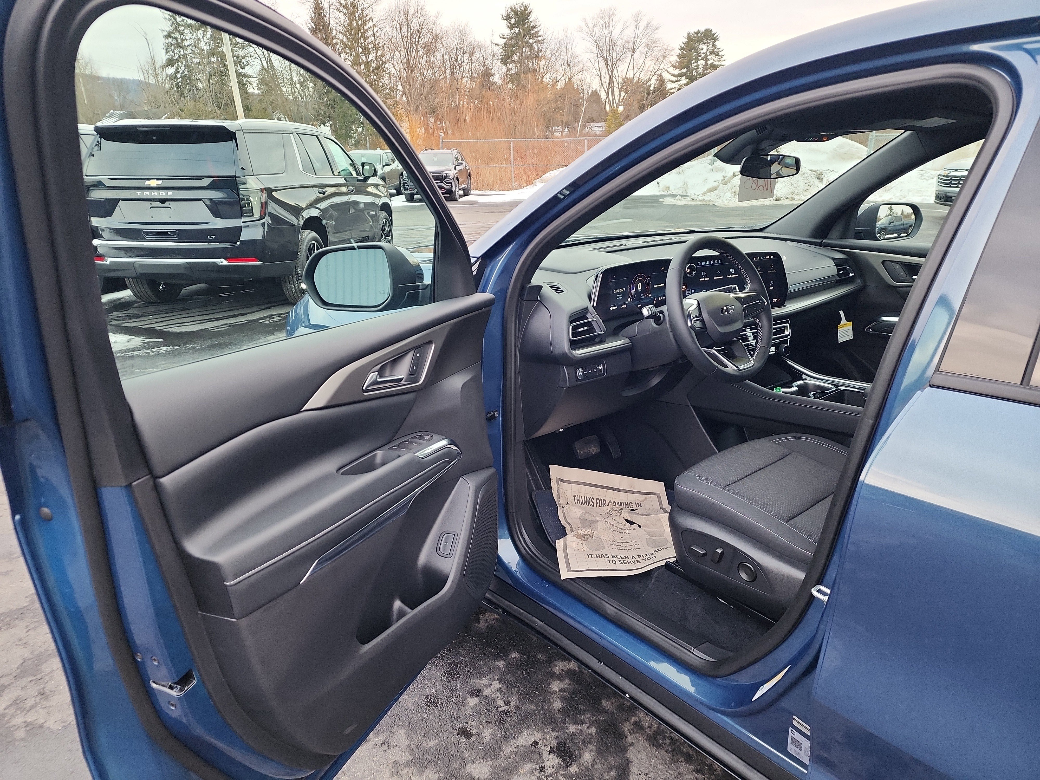 New 2026 Chevrolet Traverse LT w/ Midnight/Sport Edition AWD/4WD image 10