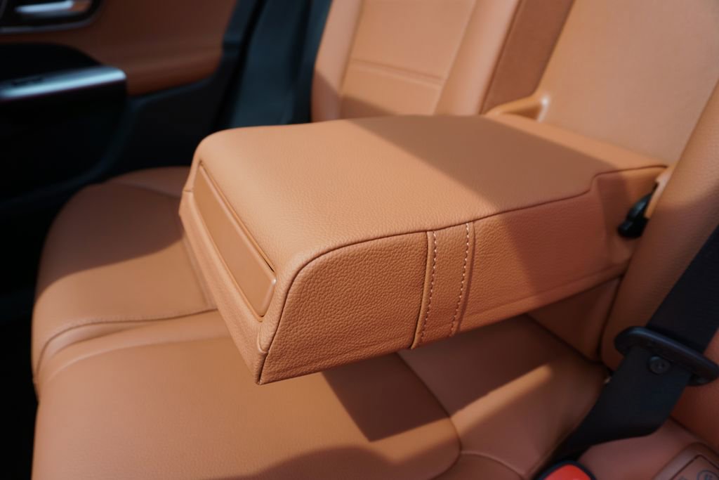 Certified 2025 Mercedes-Benz GLC 350e 4MATIC image 45