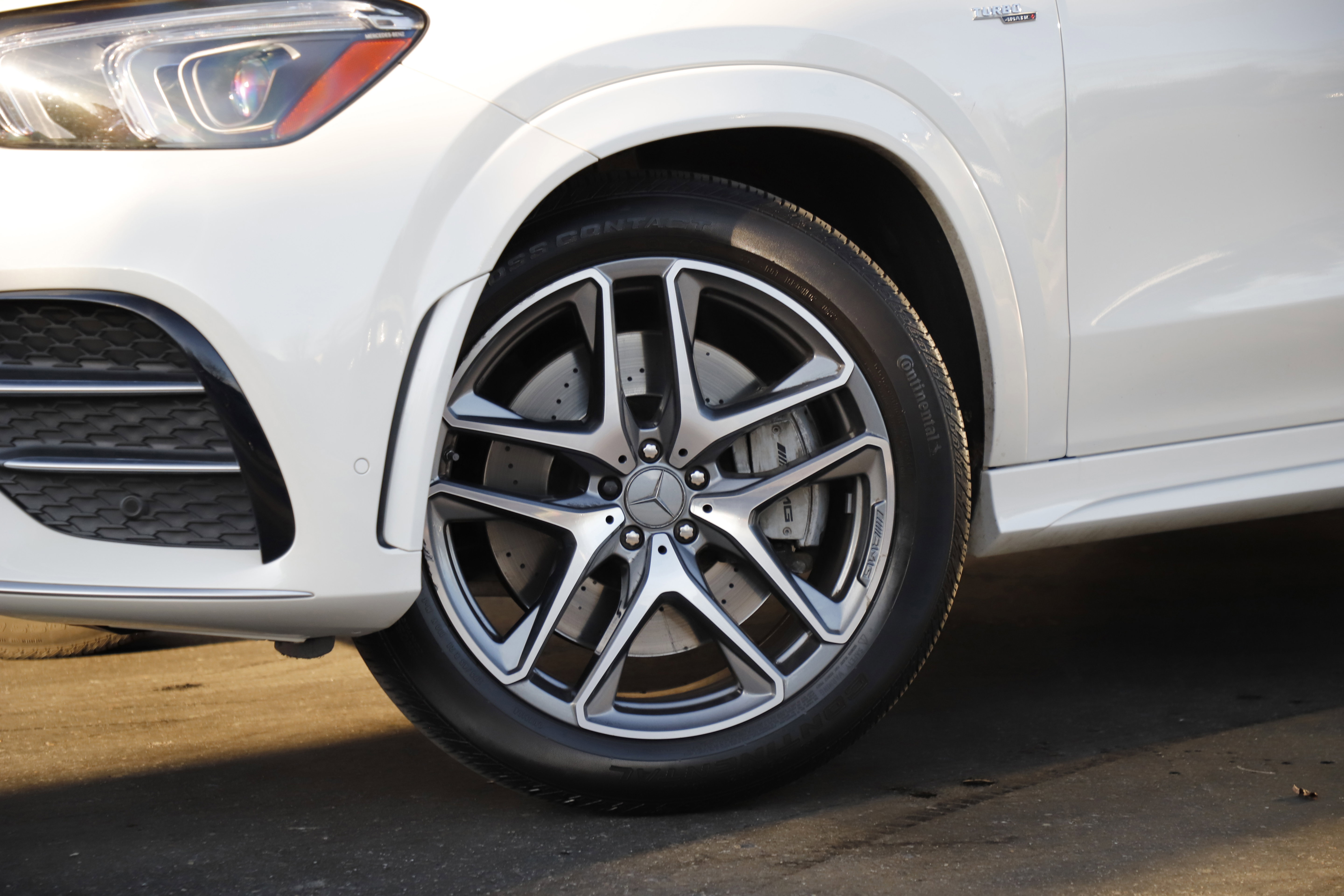 Used 2023 Mercedes-Benz GLE 53 AMG 4MATIC image 2