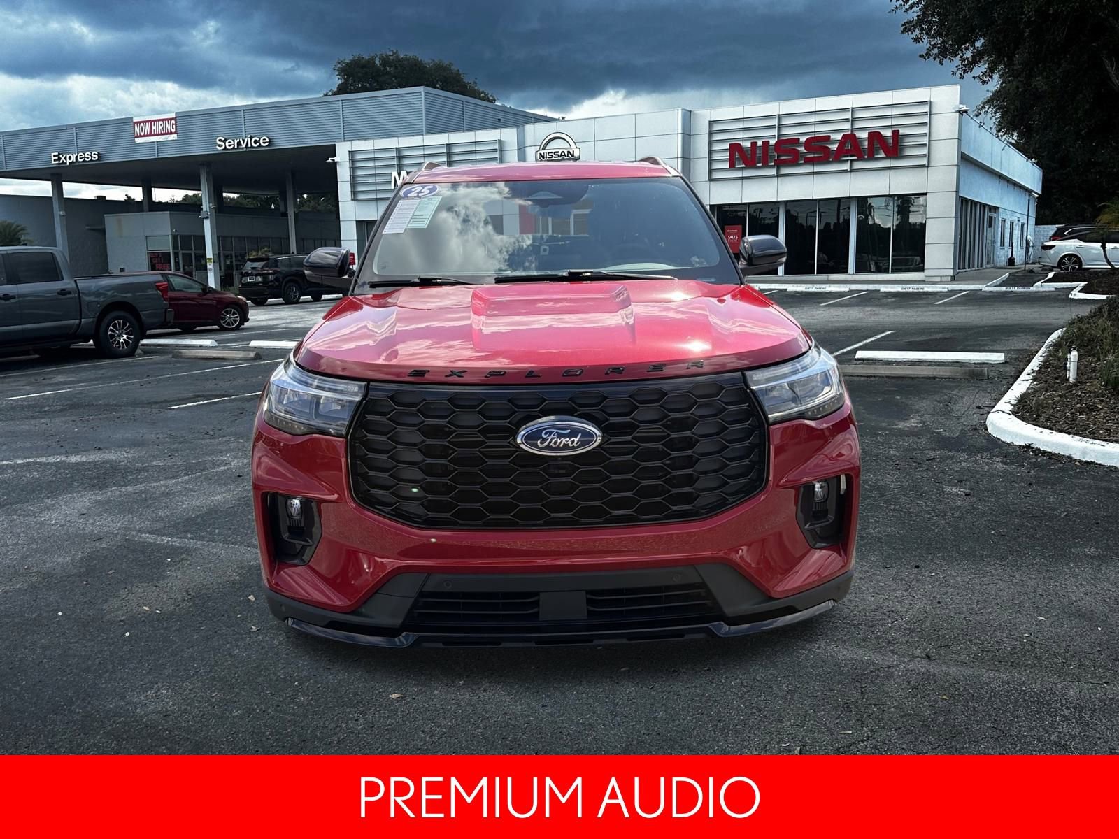 Used 2025 Ford Explorer ST-Line w/ Premium Package image 10