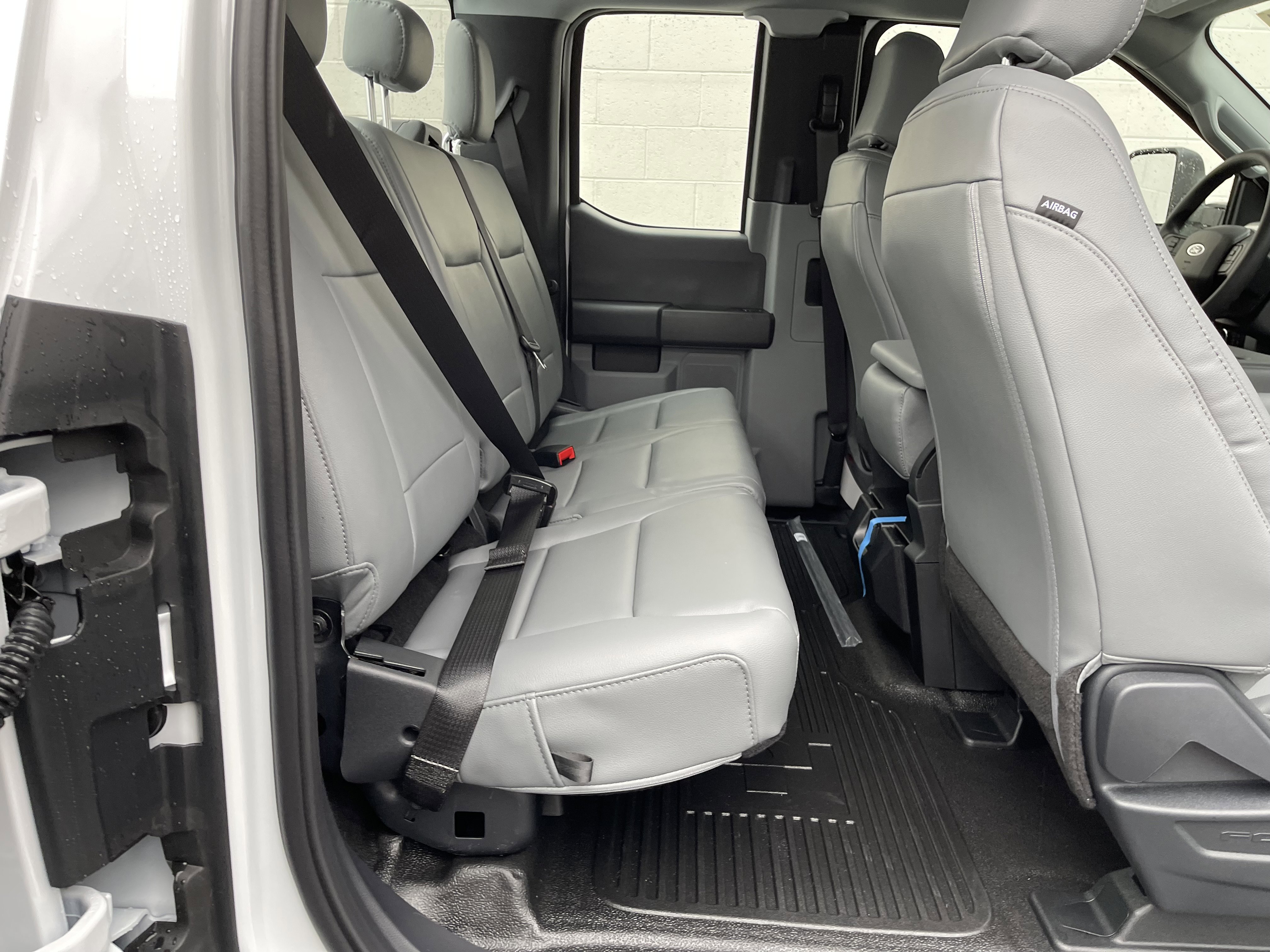 New 2026 Ford F250 XL w/ XL Chrome Package image 30
