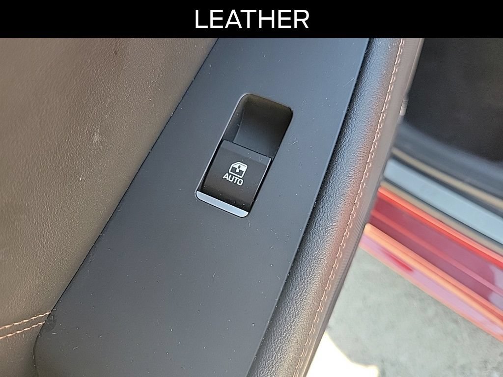 Used 2018 Genesis G80 3.3T Sport AWD/4WD image 13