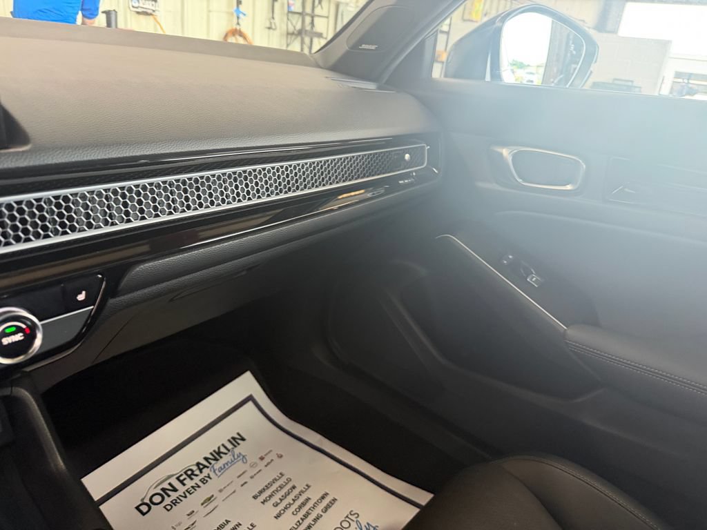 Used 2025 Honda Civic Sport Touring image 14