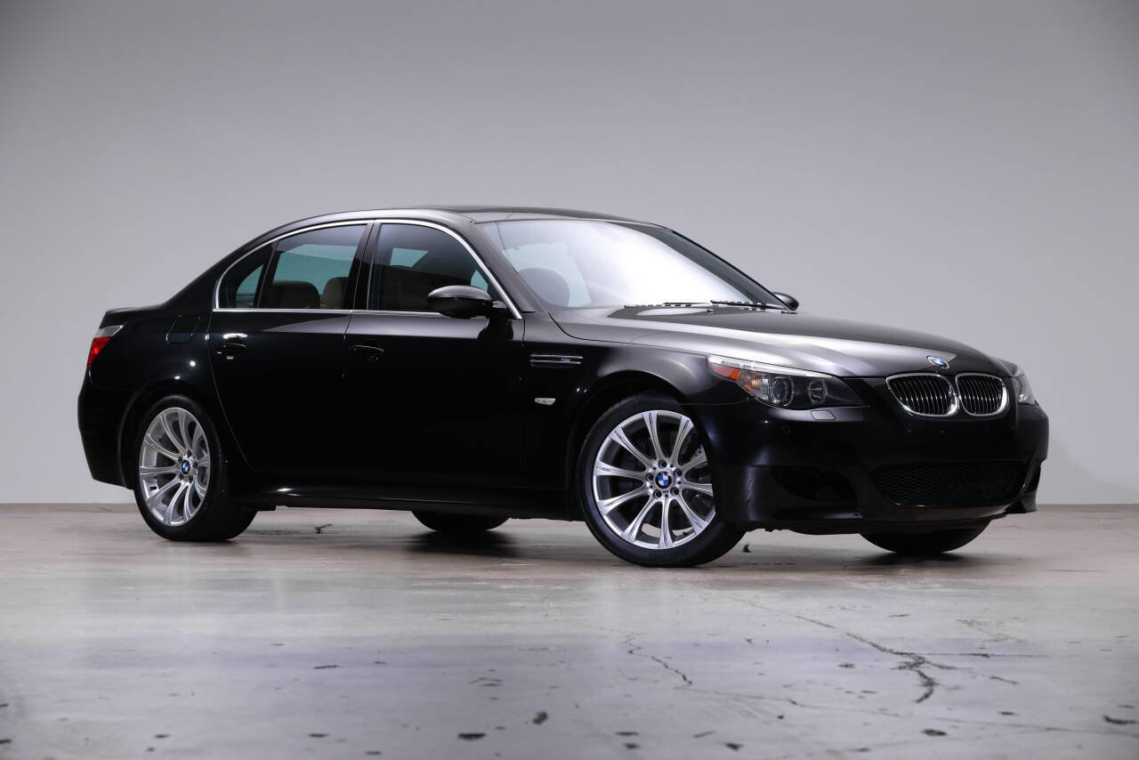 Used 2006 BMW M5 image 3