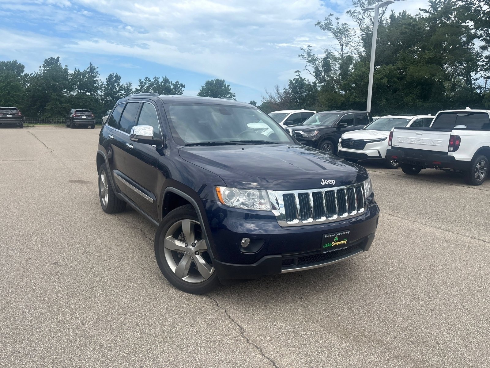 Used 2012 Jeep Grand Cherokee Limited w/ Trailer Tow Group AWD/4WD image 17