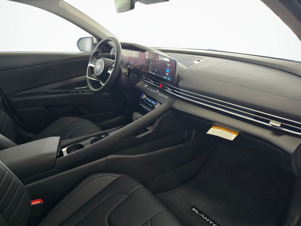 New 2026 Hyundai Elantra Limited FWD image 41