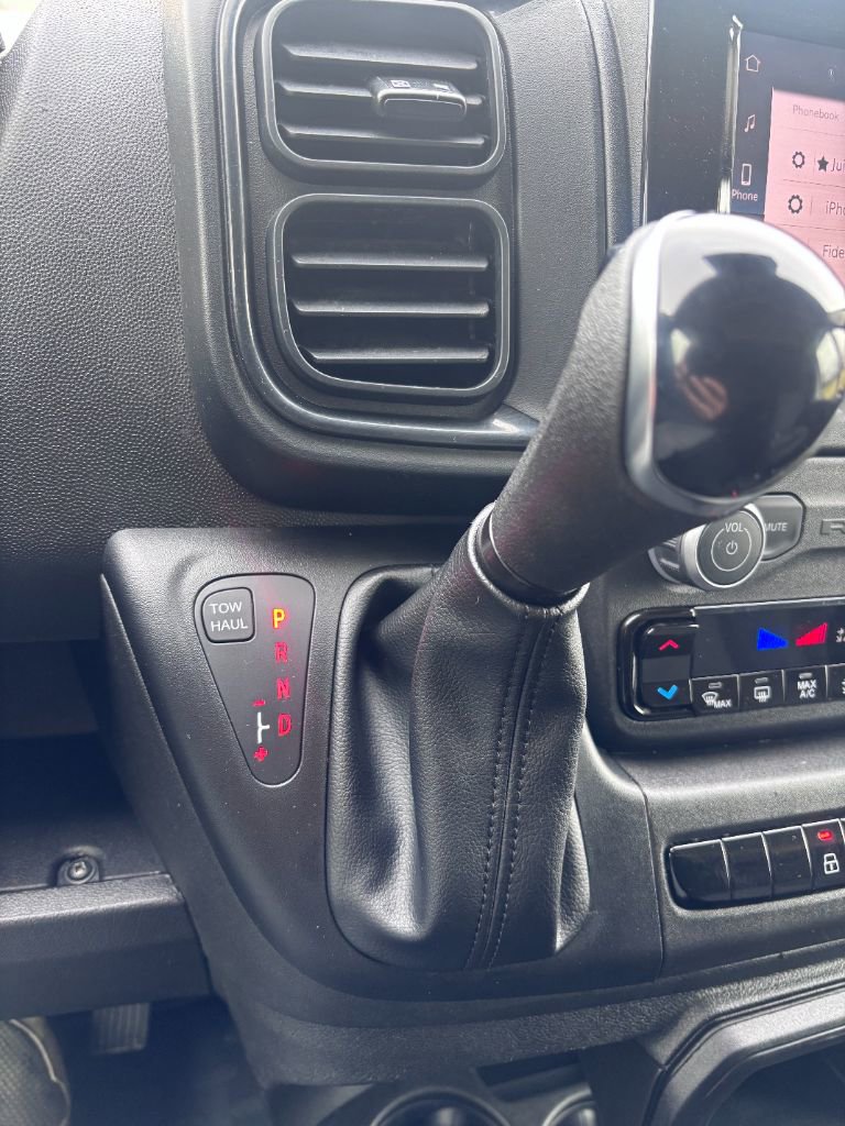 Used 2025 RAM ProMaster 2500 w/ Convenience Group image 24