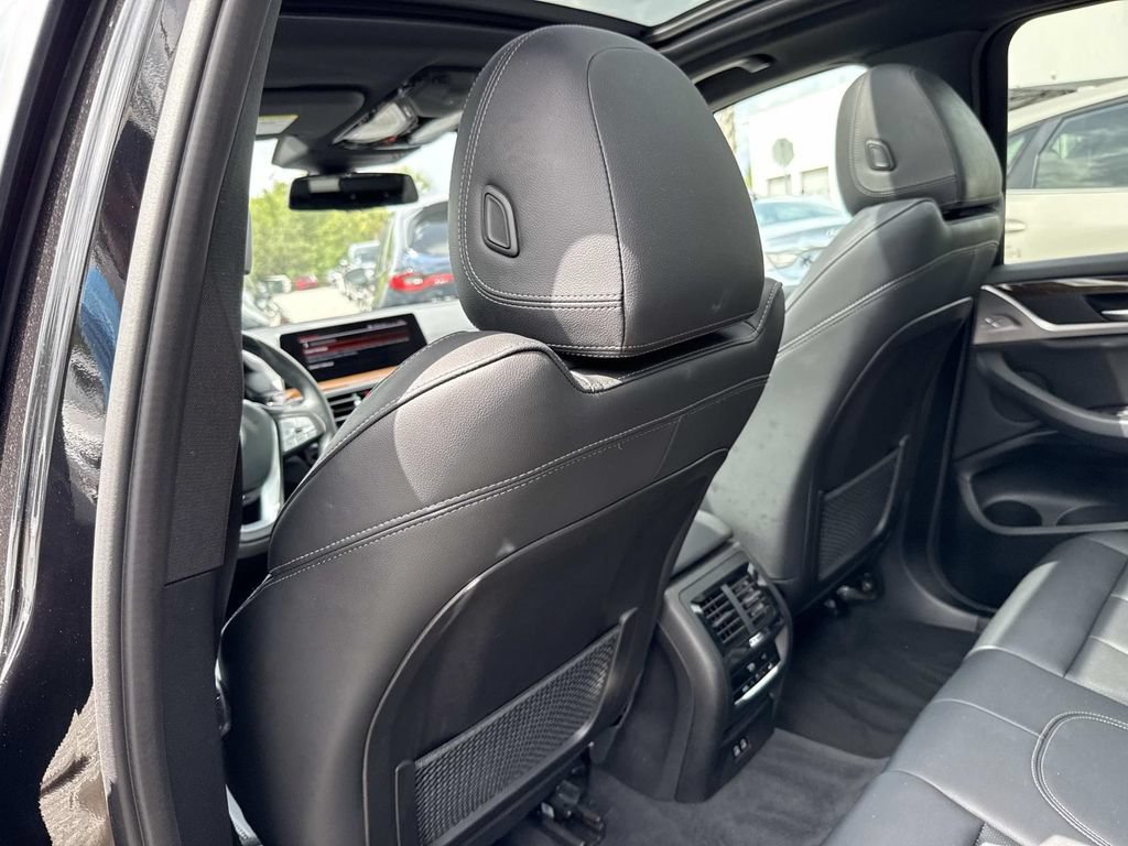 Used 2023 BMW X3 xDrive30i w/ Convenience Package AWD/4WD image 13