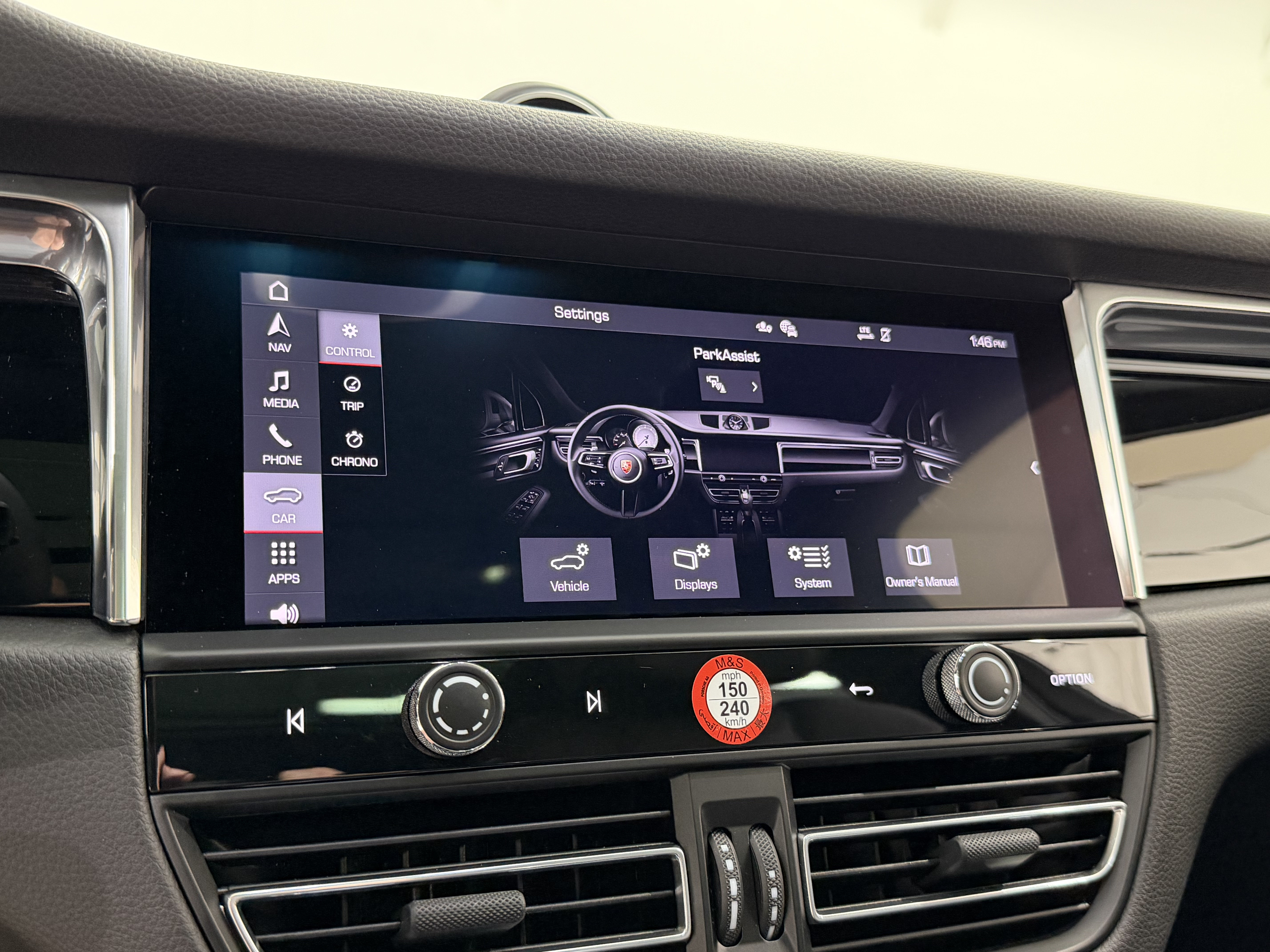 Certified 2026 Porsche Macan S AWD/4WD image 44