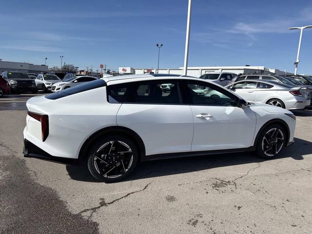 New 2026 Kia K4 GT-Line image 2
