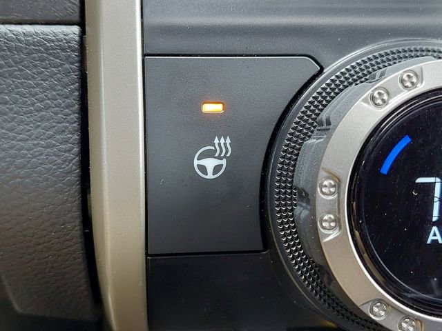 Certified 2025 Toyota Tacoma Limited AWD/4WD image 28