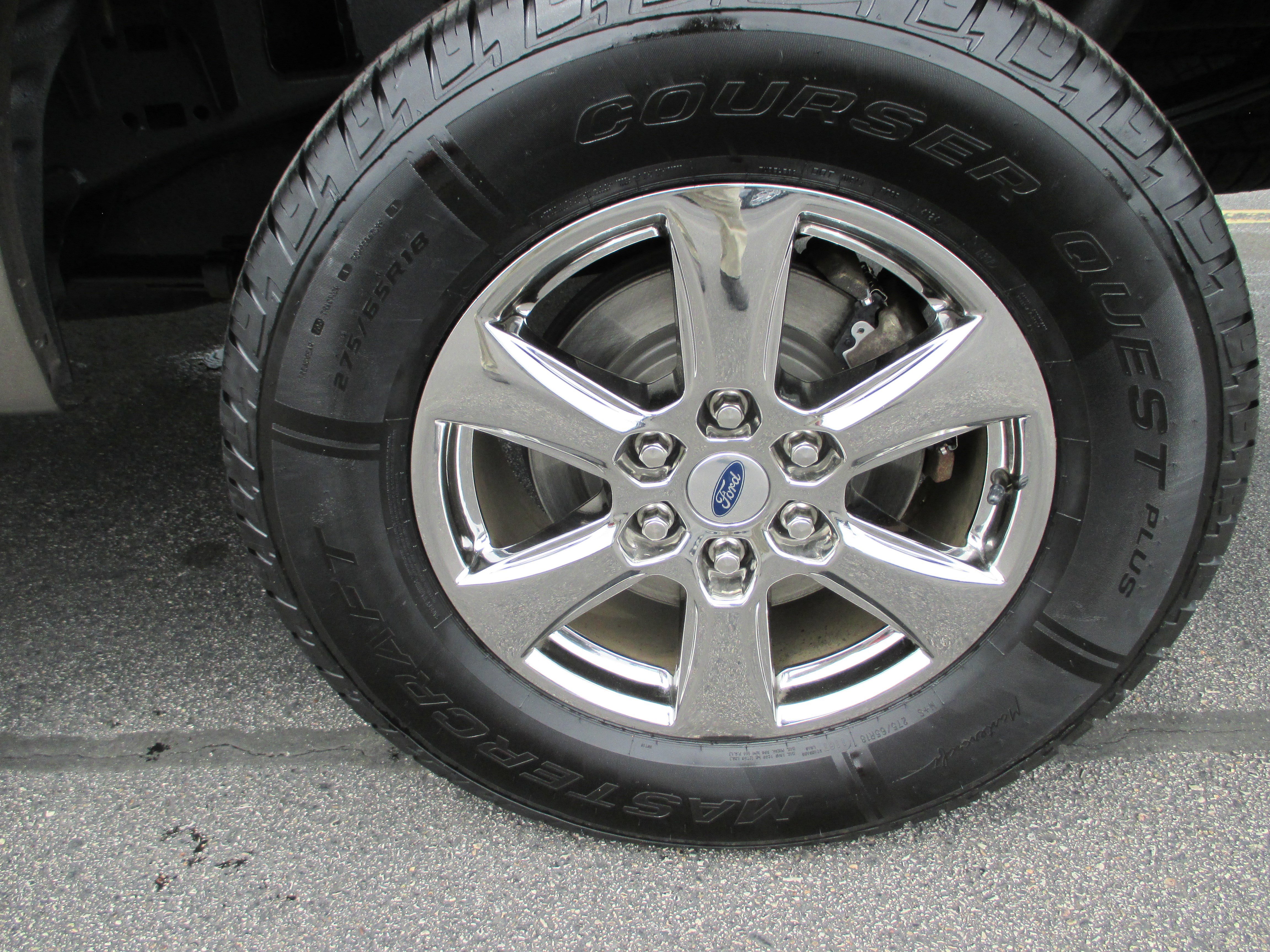 Used 2020 Ford F150 XLT w/ Equipment Group 302A Luxury AWD/4WD image 9
