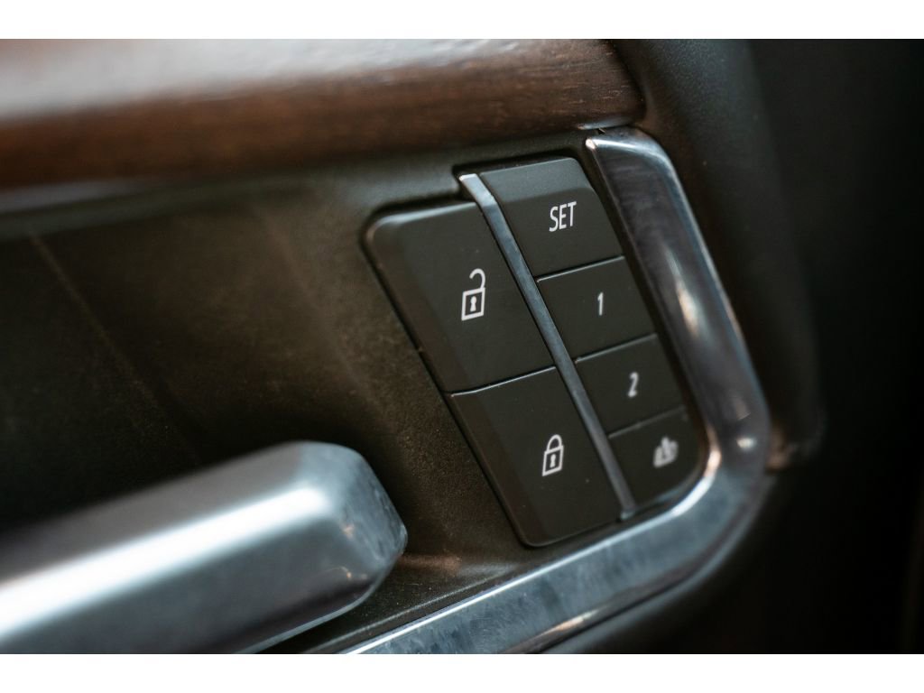 Used 2023 GMC Sierra 1500 Denali Ultimate image 28