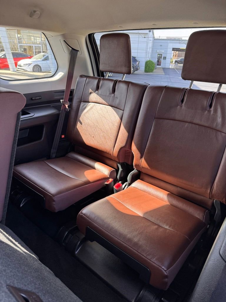 Used 2021 Toyota 4Runner Limited AWD/4WD image 16