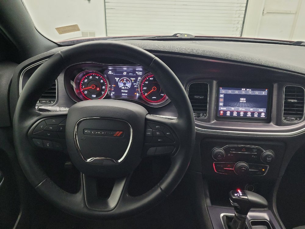 Used 2018 Dodge Charger SXT w/ Travel & Safety Group RWD image 22