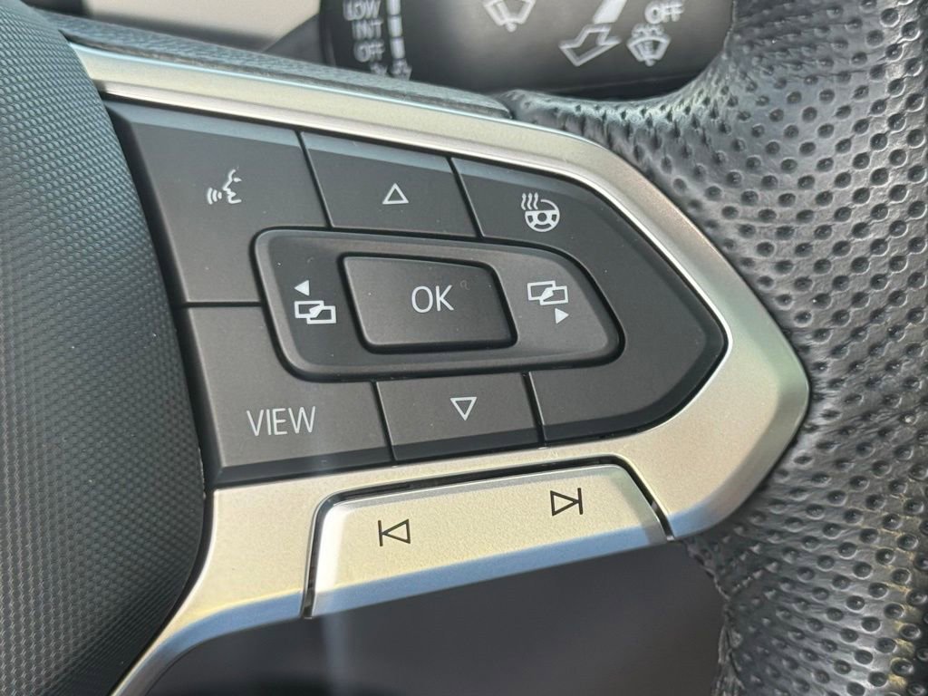 Used 2022 Volkswagen Atlas SEL Premium image 23