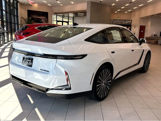 New 2026 Lexus ES 350e FWD image 6
