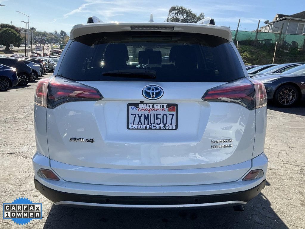 Used 2017 Toyota RAV4 Limited image 4