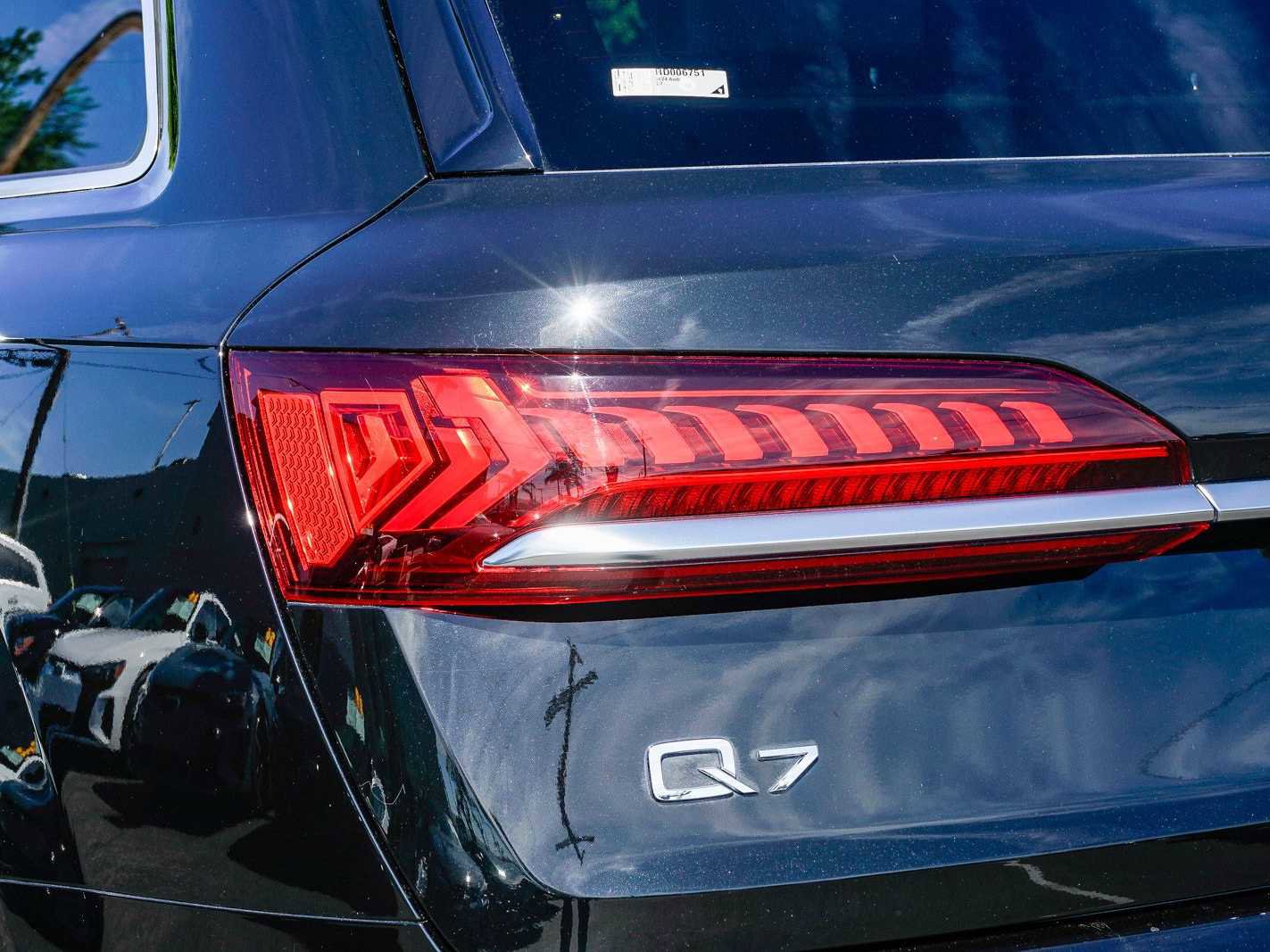 Used 2024 Audi Q7 2.0T Premium image 9