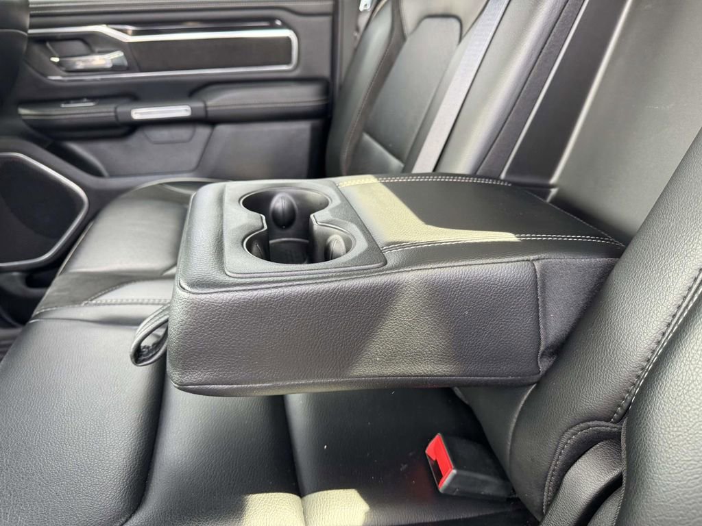 Used 2022 RAM 1500 Laramie w/ Sport Appearance Package AWD/4WD image 12