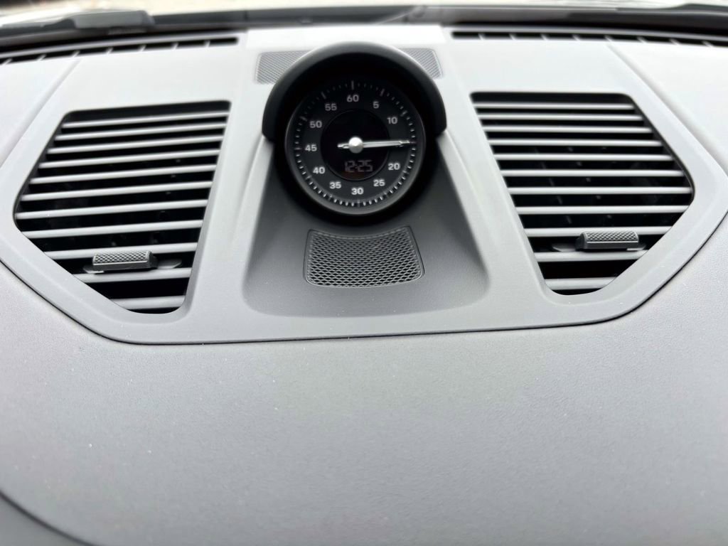 Certified 2022 Porsche 911 Carrera image 35