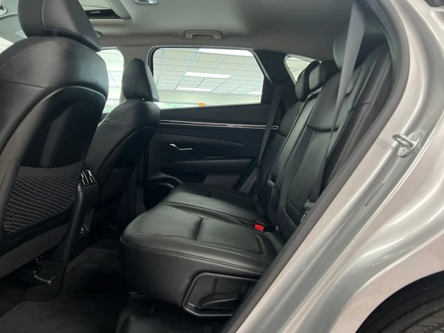 Used 2023 Hyundai Tucson SEL w/ Convenience Package AWD/4WD image 17