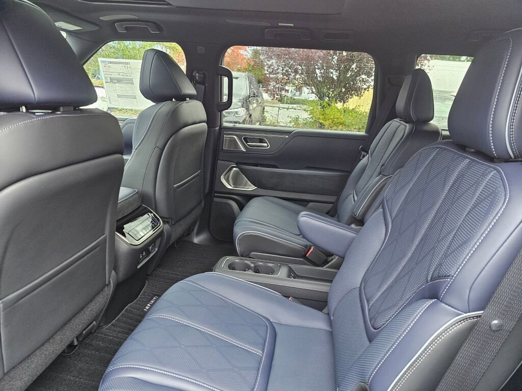 New 2026 INFINITI QX80 4WD image 22